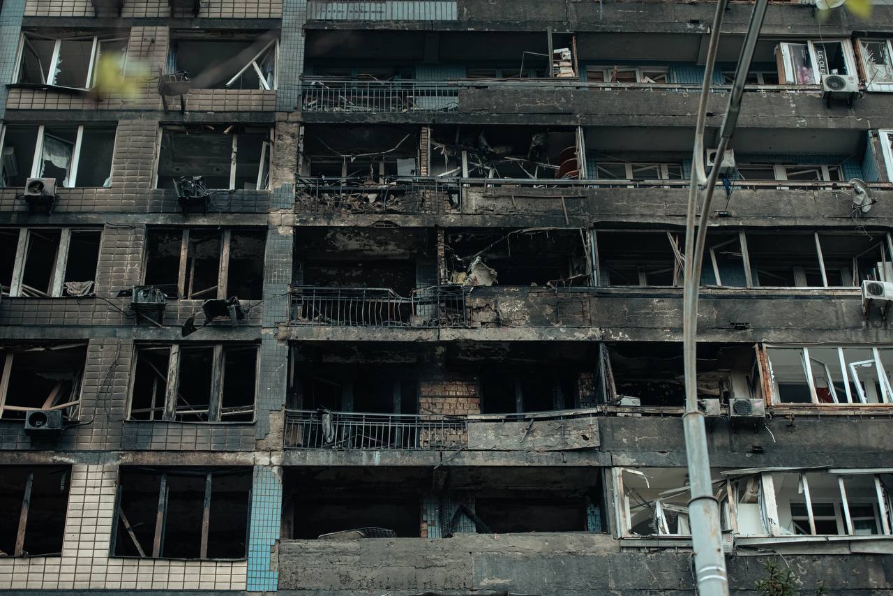 У столиці внаслідок атаки рф знеструмлено понад 5 тисяч будинків, розгортаються пункти незламності