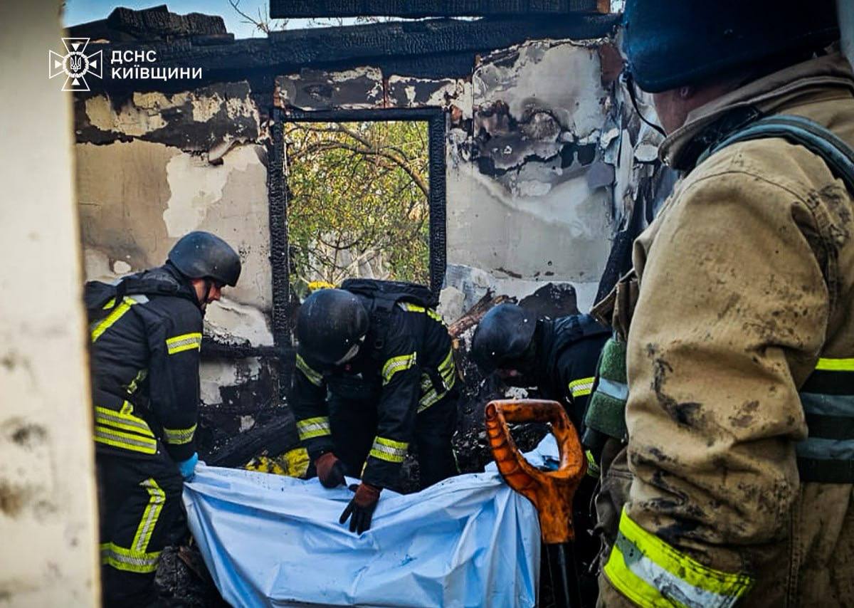 На Київщині атака рф вбила молоду жінку з двома дітьми