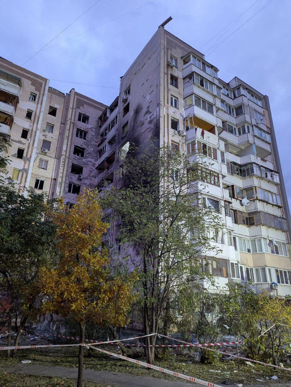 У столиці  зросло число постраждалих унаслідок атаки БпЛА, розгорнуто штаби допомоги