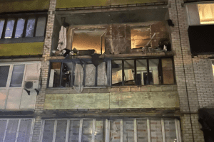 Вибух у багатоповерхівці Святошинського району столиці стався через детонацію невстановленого пристрою (фото)