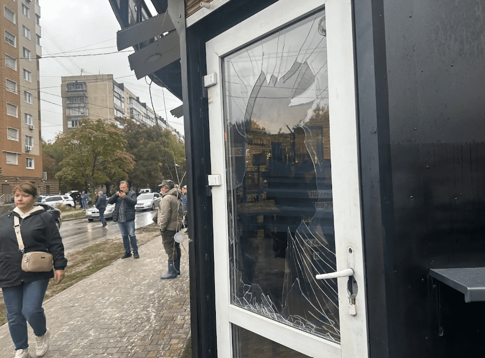 У Броварах знищено міні-маркет, пошкоджено житлові будинки та авто