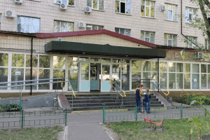 Лікарню на Троєщині, де через закрите укриття загинули люди, відремонтують за 10 млн гривень