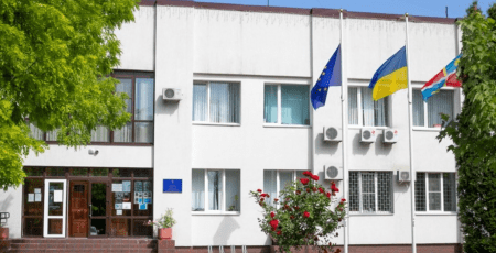 Глеваха витратить 2,8 млн гривень на ремонт селищної ради Глеваха витратить 2,8 млн гривень на ремонт селищної ради