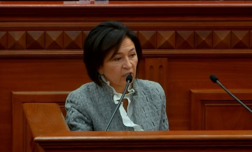 Валентина Гінзбург попрощалася з Київрадою і КМДА