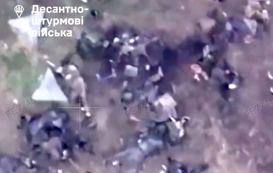 Ворожі втрати: за добу ЗСУ скоротили росармію на понад тисячі бійців Ворожі втрати: за добу ЗСУ скоротили росармію на понад тисячі бійців