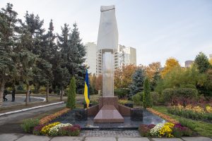 Сквер на Кошиця відремонтують за 4,79 млн гривень Сквер на Кошиця відремонтують за 4,79 млн гривень