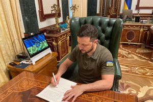 У День Захисників і Захисниць низка міст України отримали статус місто-Герой, – Зеленський (відео) У День Захисників і Захисниць низка міст України отримали статус місто-Герой, - Зеленський (відео)