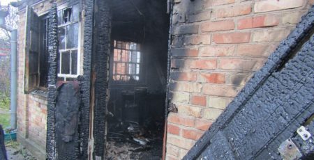 На Фастовщині у пожежі загинула пенсіонерка