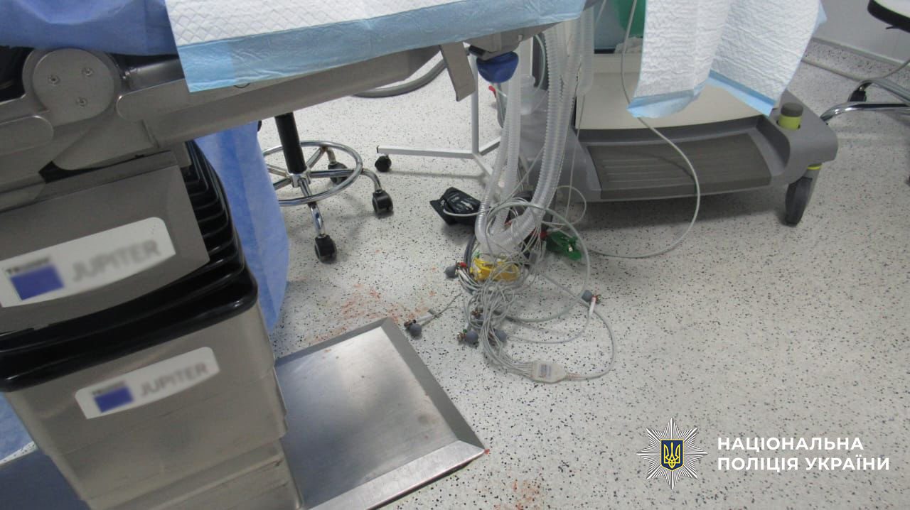 У Києві 28-річна пацієнтка померла під час операції з імплантації сідниць