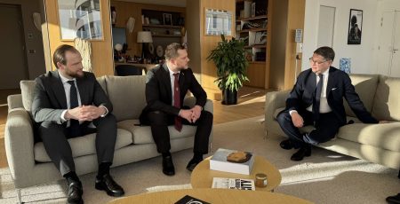 Микола Калашник зустрівся зі спеціальним уповноваженим Президента Франції з питань економічної допомоги та відновлення України П’єром Ельброном