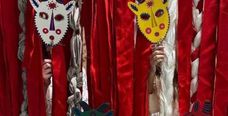 Миколярмарок у ННІЖ зібрав 47 100 грн для 13 БрОП «Хартія»