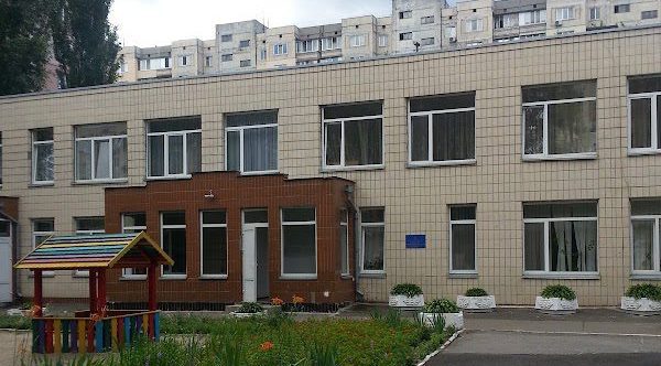 На столичній Татарці підремонтують тіньові навіси одного з дитсадків (адреса)