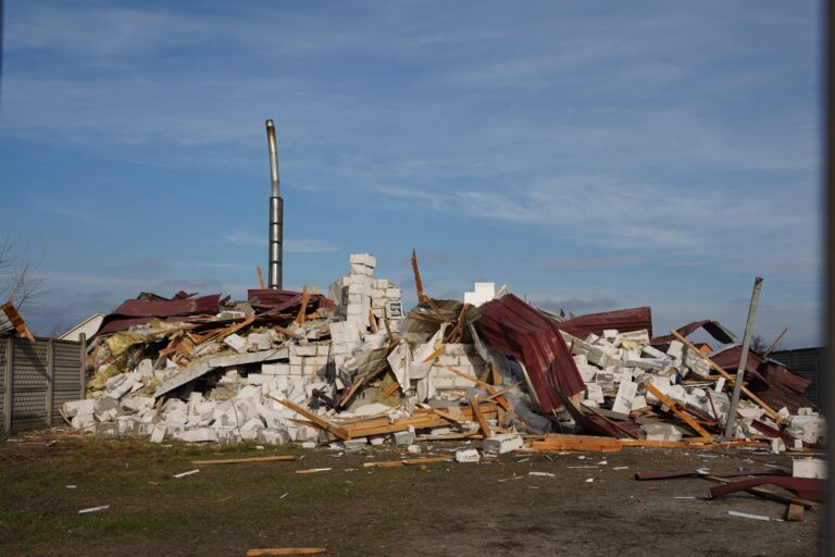 Микола Калашник: Київщина ліквідовує наслідки ворожої нічної атаки (фото)