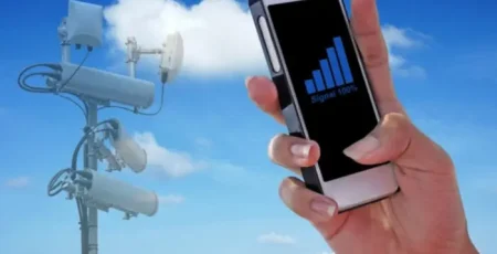 Зеленський підписав закон про підвищення стандартів мобільного інтернету та зв’язку