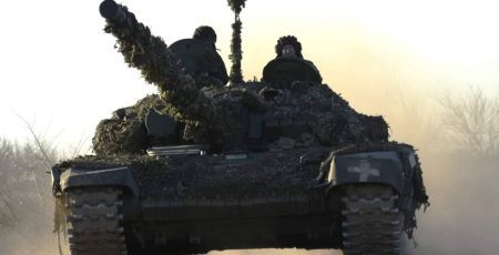 Ворог атакує по всій лінії фронту, за добу зафіксовано 160 боєзіткнень, - Генштаб ЗСУ