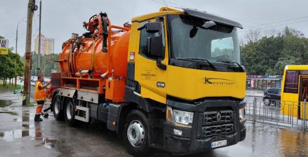 «Київавтодор» у Києві облаштовує за принципами безбар’єрності 700 локацій