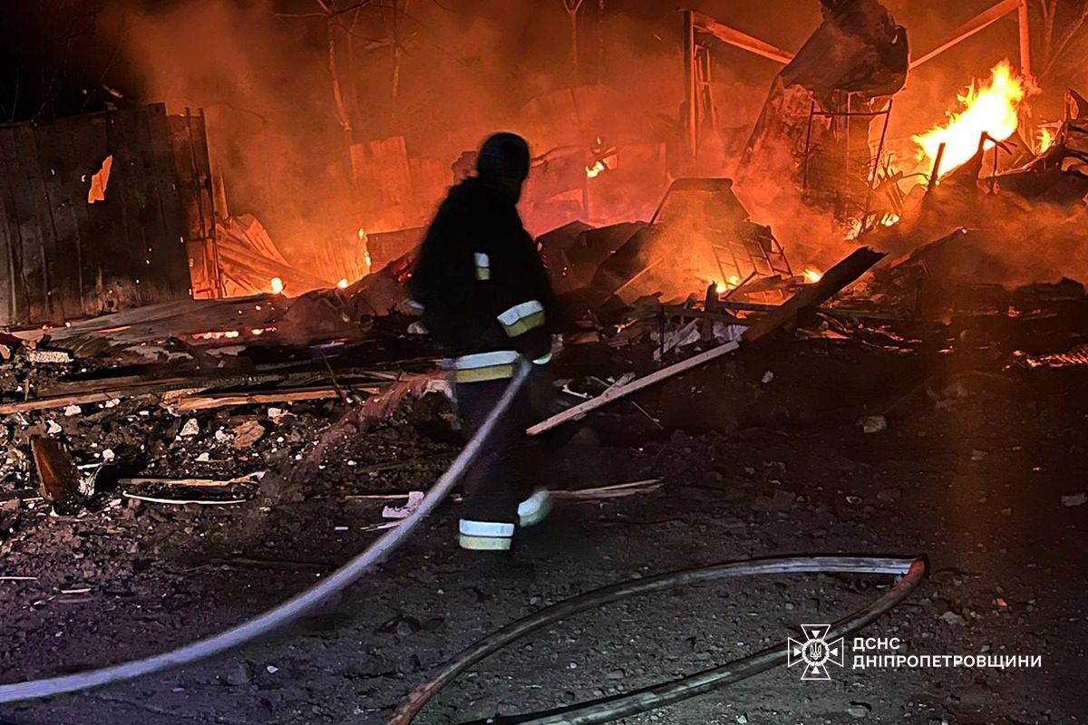 За тиждень росія застосувала проти України півтори тисячі БпЛА та понад понад 70 ракет, - Зеленський