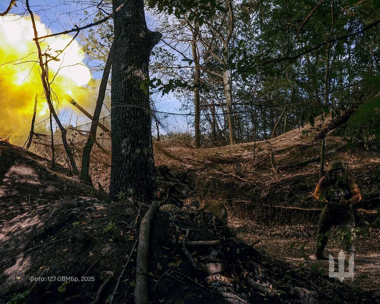 За добу ворог здійснив майже 5000 обстрілів України, - зведення Генштабу