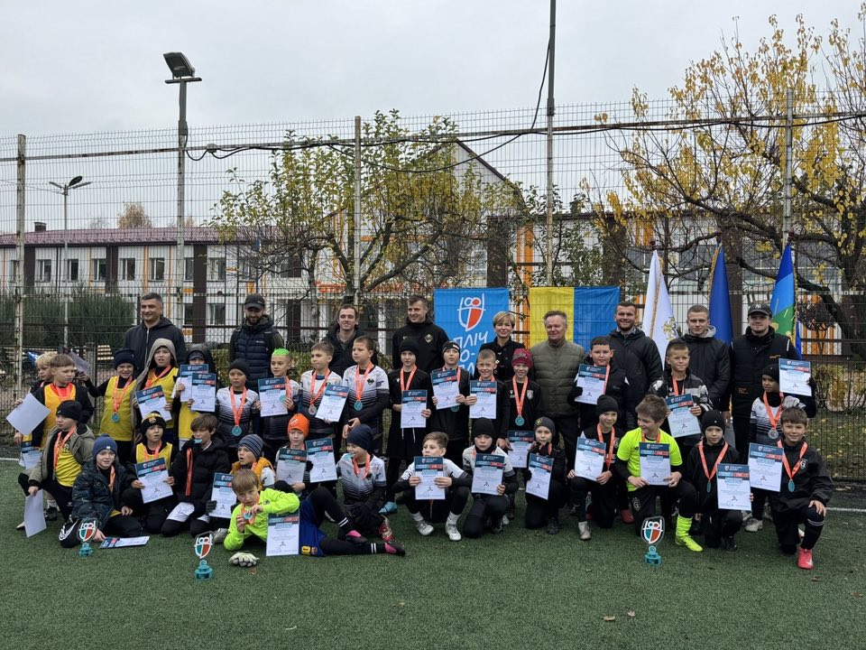 У Гатному стартував II етап змагань «Пліч-о-пліч: всеукраїнські шкільні ліги» з футболу