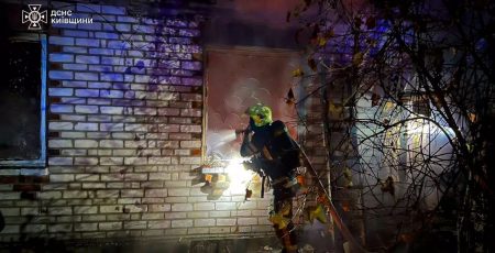 У Бучанському районі при пожежі в будинку загинув чоловік