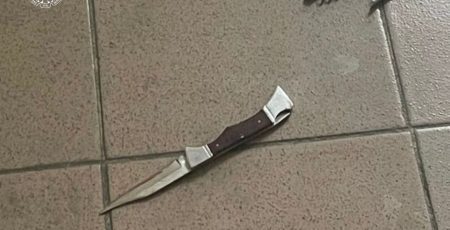 У Києві чоловік через ревнощі намагався вбити співмешканця своєї дружини