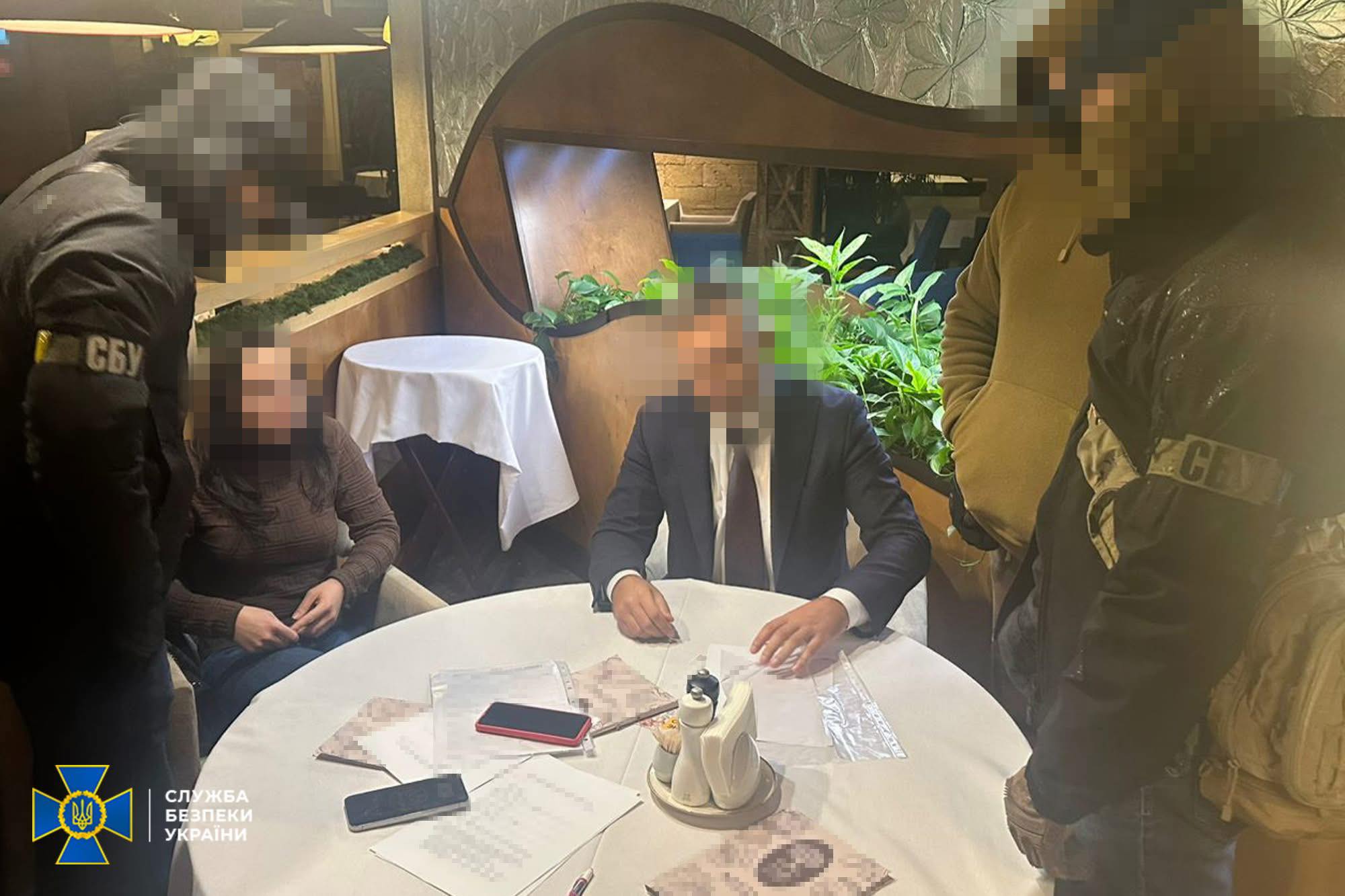 У Києві керівника політичної партії підозрюють в отриманні хабаря за “прохідне” місце в Раді