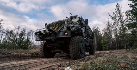 Ворог тисне на Покровському, Олександрівському, Костянтинівському напрямках, на фронті 250 боєзіткнень, - Генштаб ЗСУ