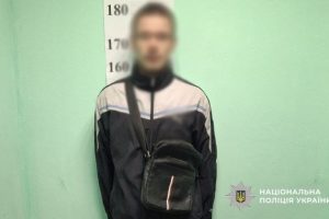 Суд призначив сім років тюрми молодику, що пограбував пенсіонерку