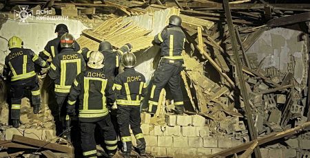 Четверо жителів Київської області постраждали через ворожу атаку вночі, у т.ч. неповнолітня