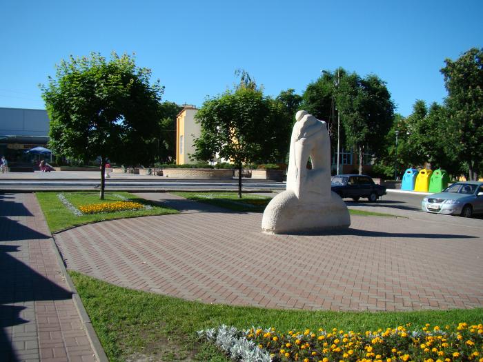 Київську площу Бучі за 1,2 млн гривень зроблять безбар’єрною