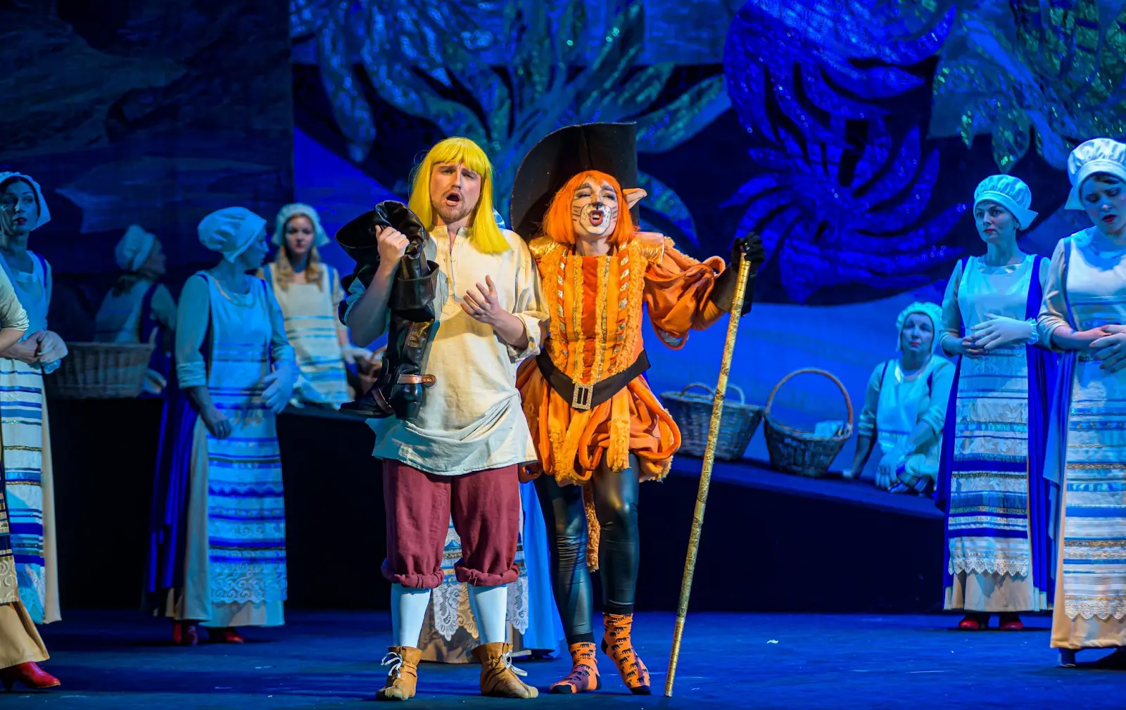 Нацопера у грудні: концерт до Дня Святого Миколая, Новорічно-різдвяні дійства та традиційний марафон загадування бажань