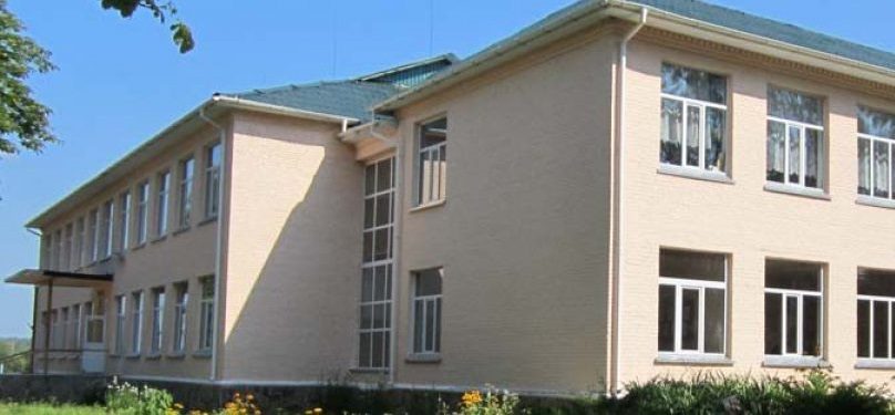 В Плесеському за 4,3 млн гривень облаштують укриття в ліцеї