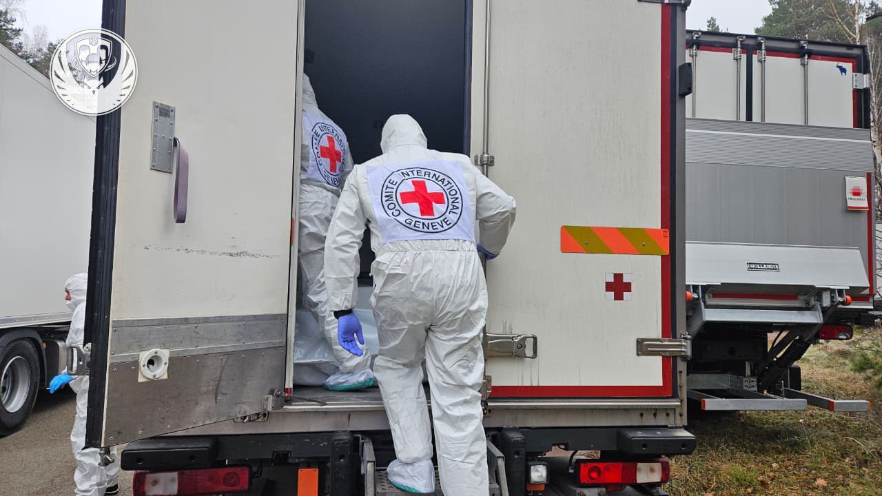 В Україну повернули 1000 тіл полеглих військовослужбовців для ідентифікації