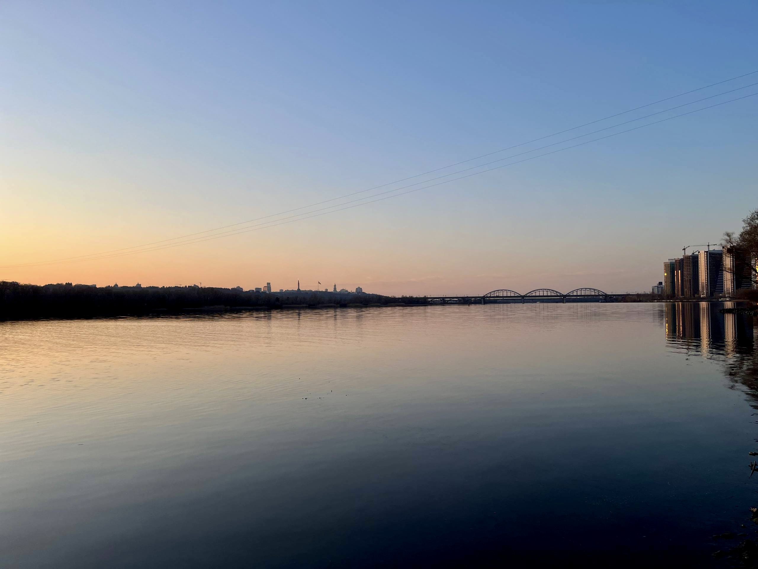 Де на Лівому березі Києва зробити атмосферні світлини