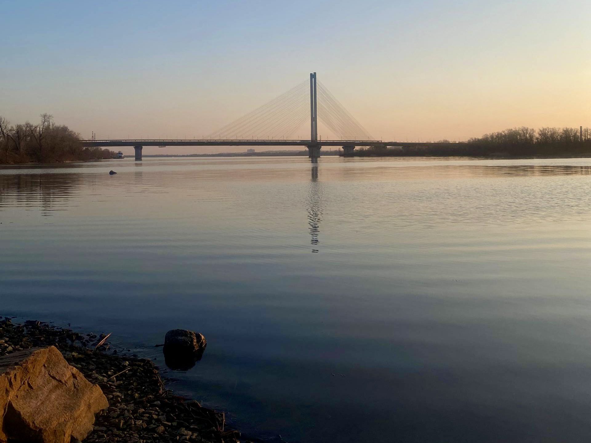 Де на Лівому березі Києва зробити атмосферні світлини