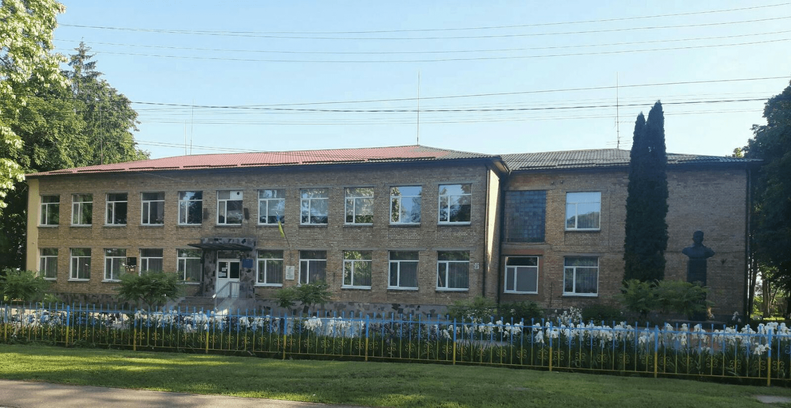 У ліцеї села Дударків на Бориспільщині встановлюватимуть сонячні панелі