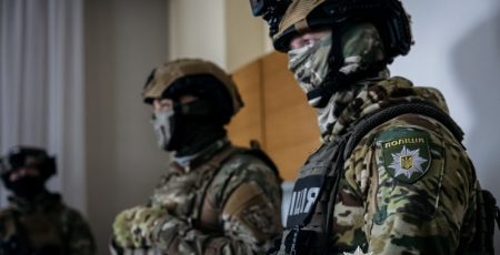 У Києві викрили шахрайську «фінансову біржу», яка ошукувала громадян ЄС (фото)