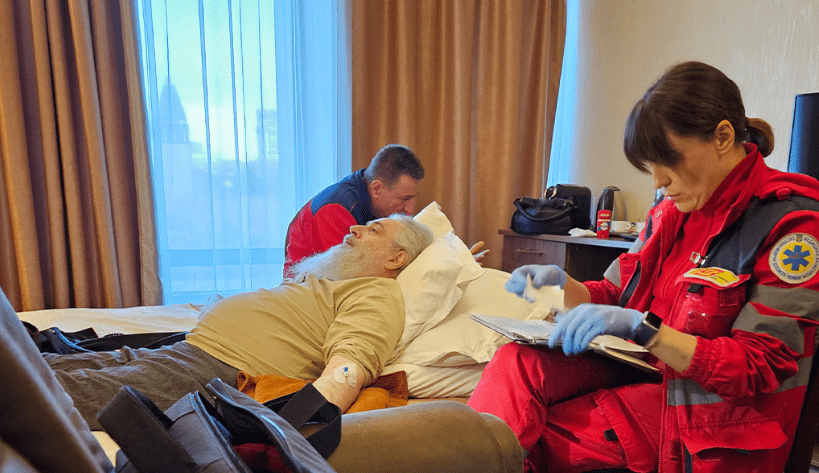 Намісника Святогірської лаври госпіталізували через стан здоров'я, але потім суд вирішив продовжити засідання