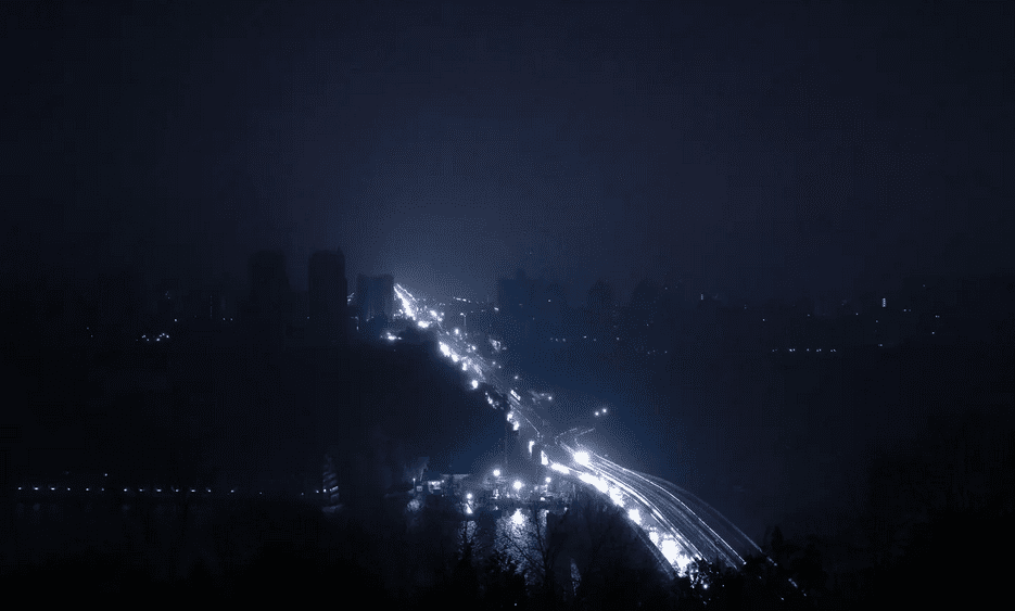 Через складну ситуацію в енергосистемі в Києві та пристоличному регіоні діють стабілізаційні графіки відключень