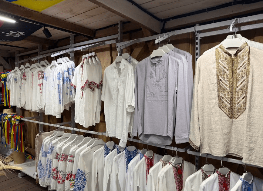 Де в Києві автентично провести час та смачно поїсти: прогулянка Пироговом за 300 гривень