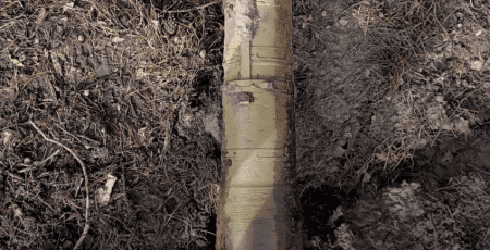 На Бучанщині місцевий мешканець знайшов у лісі протитанкову керовану ракету