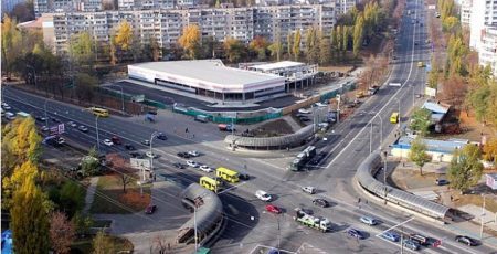 На Виноградарі планують капремонт проспекту Свободи: «Київавтодор» оголосив тендер