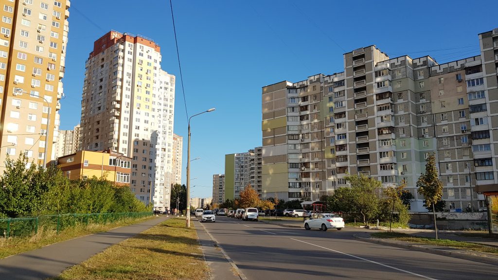 У Києві частково обмежать рух транспорту на вулиці Лаврухіна (схема)