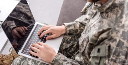 У столиці 1 350 осіб з числа ветеранів та членів їхніх родин користуються послугами фахівців із супроводу, - КМДА