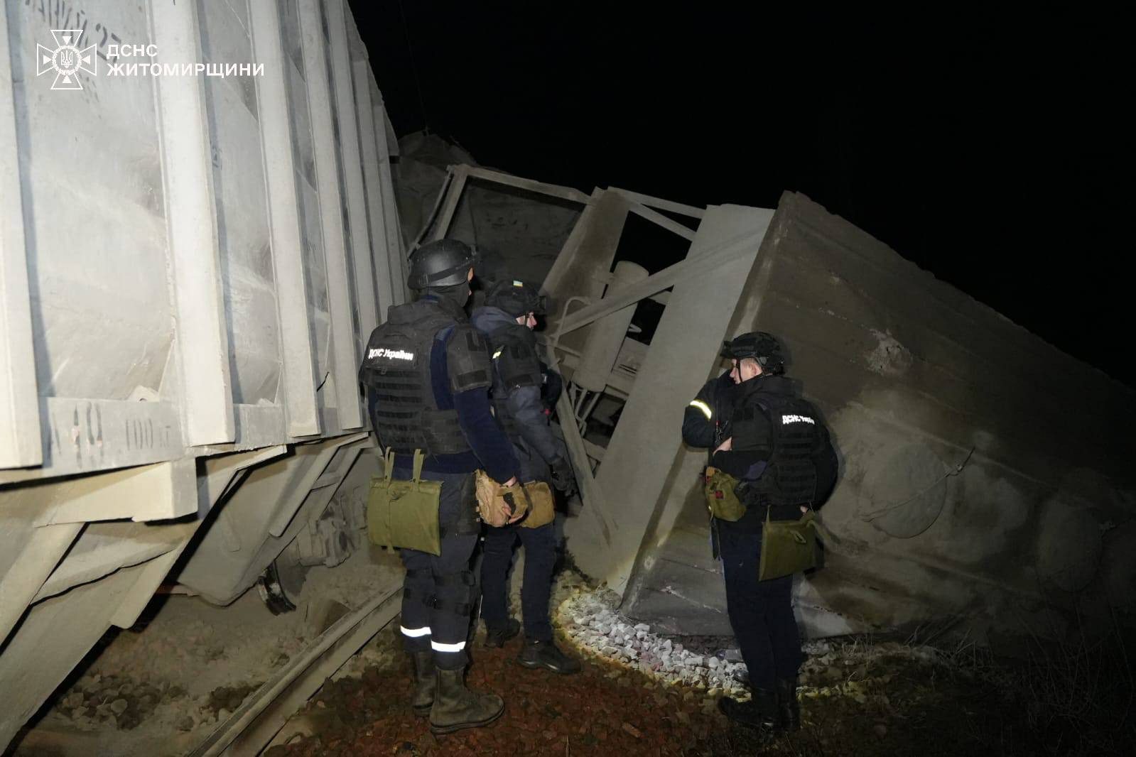 Вантажний поїзд міг зійти із рейок біля Коростеня через атаку шахеда, - УЗ