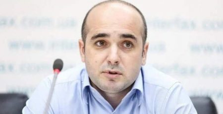 Кабмін відсторонив голову Держлікслужби Романа Ісаєнка через проведення дисциплінарного розслідування