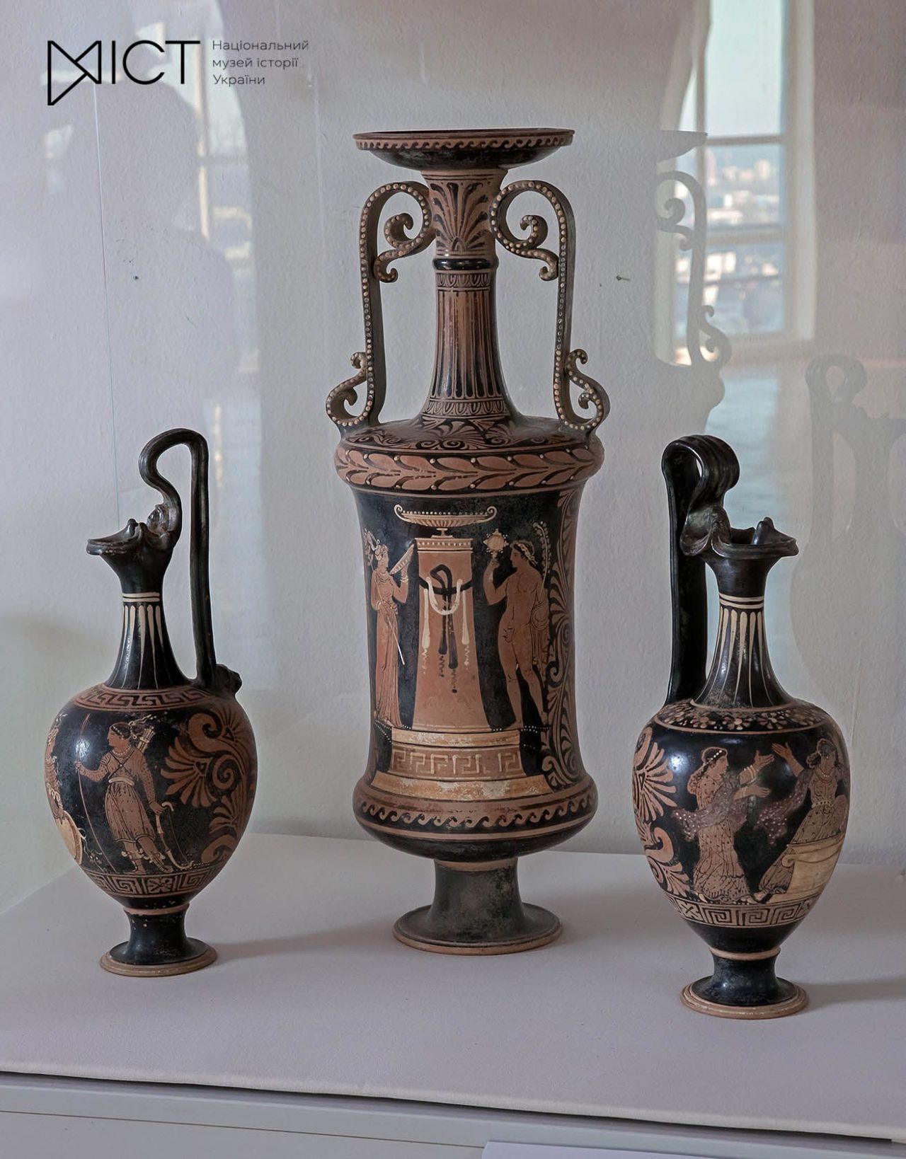 До Нацмузею історії передали колекцію екснардепа, яка містить 8 тисяч унікальних експонатів (фото)