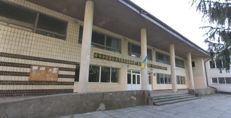 Ремонтувати будинок культури в селі Циблі довірили партійному соратнику голови громади