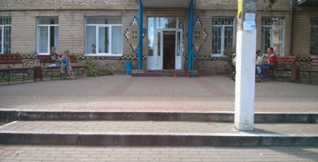 У Бучі розпочали ремонт консультативно-діагностичного центру по вулиці Польовій