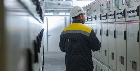 Кількість аварій на електромережах Київщини зросла на 34%: енергетики закликають мешканців області раціонально користуватися електроприладами